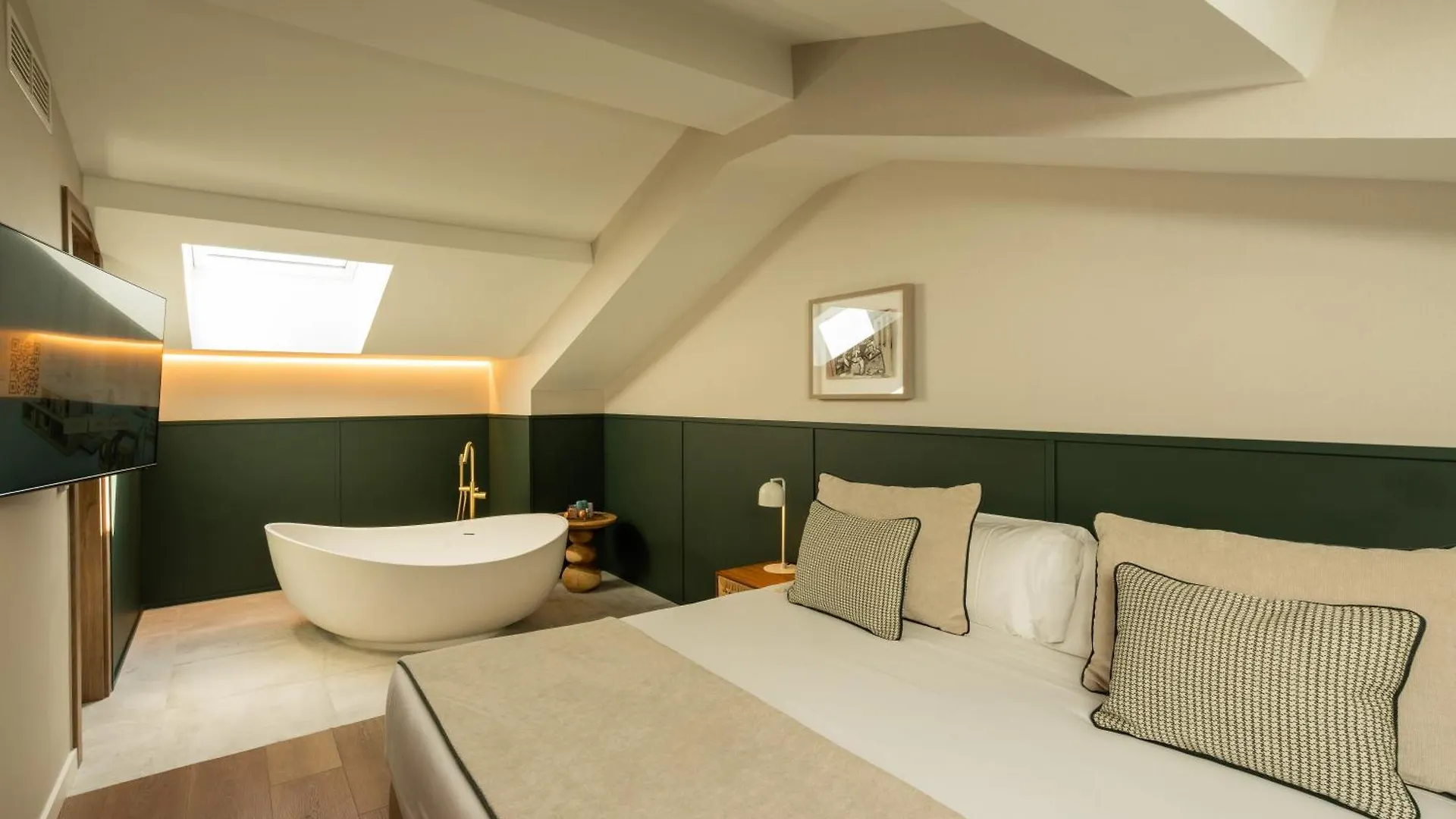 Hotel Well And Come 马拉加