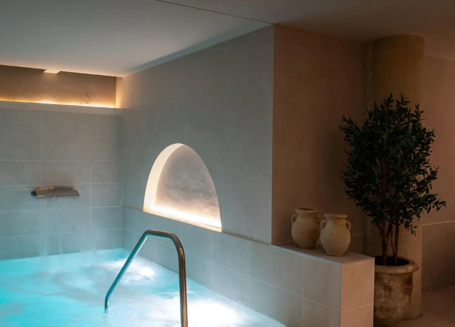 ****  Hotel Well And Come Malaga Spain