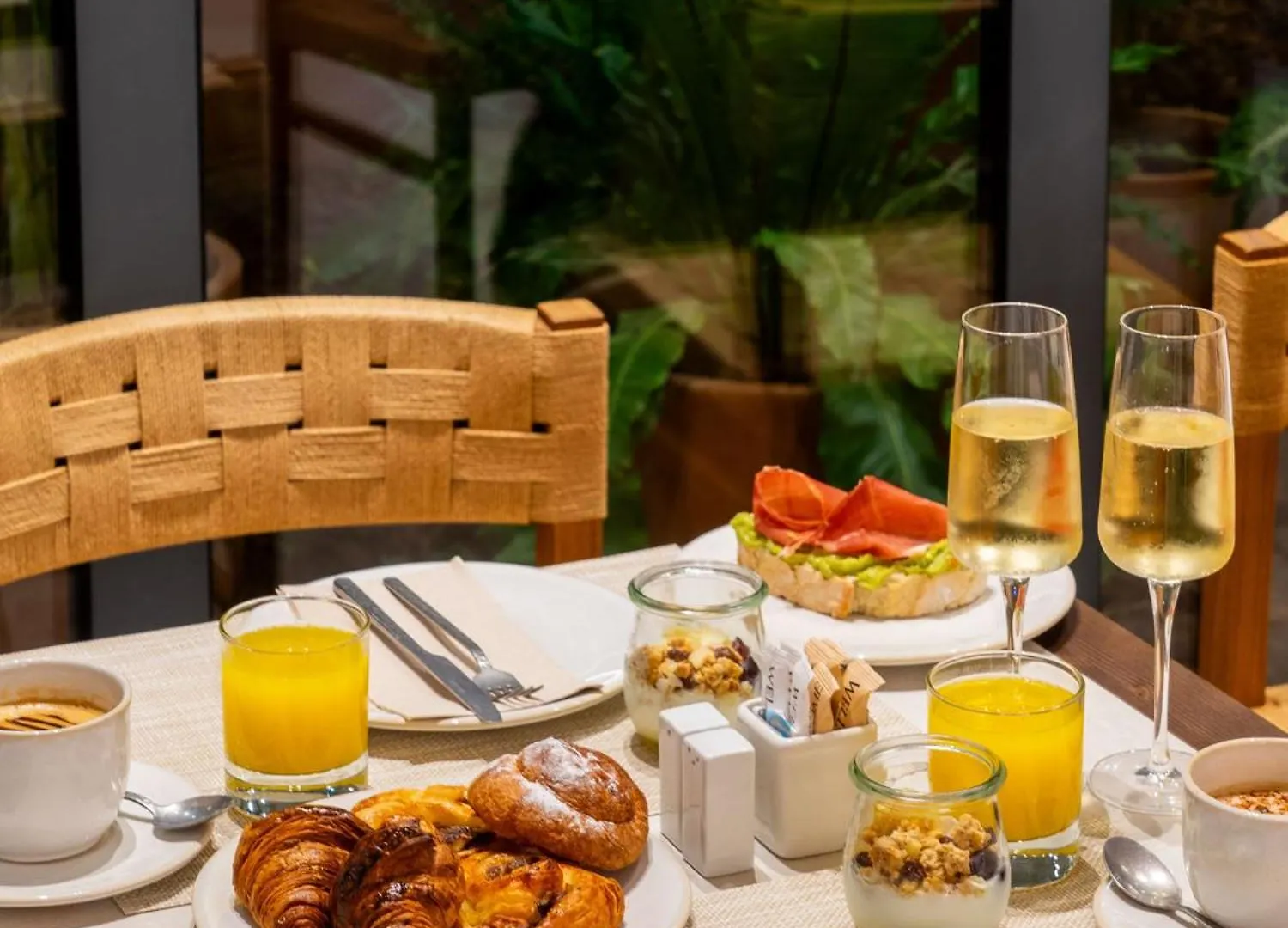 Hotel Well And Come Malaga